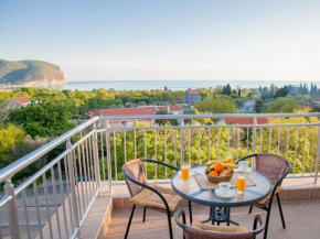 Pansion Nobel, Petrovac Na Moru